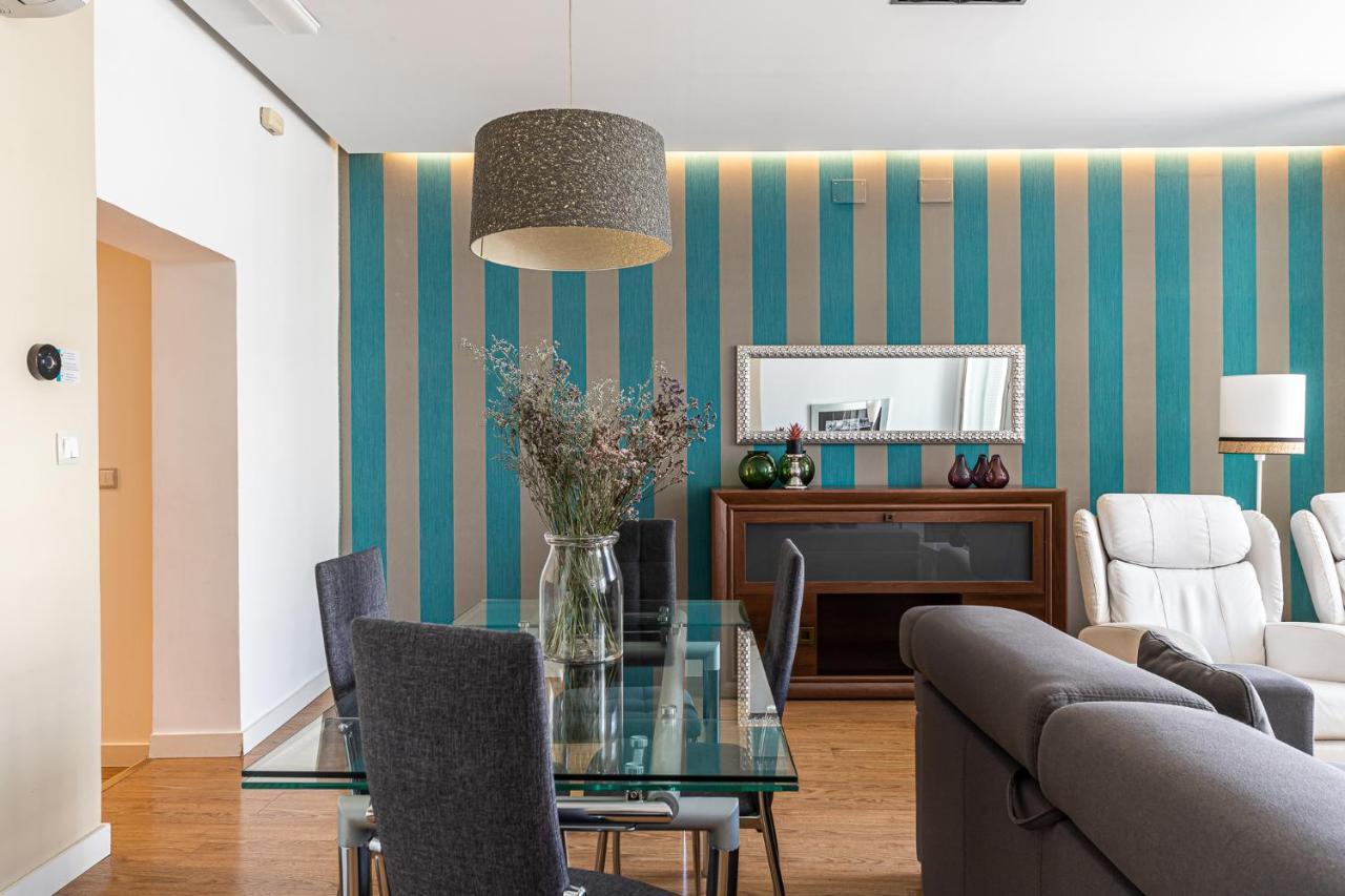 Waou Apartamentos En Sol Deluxe 2 มาดริด ภายนอก รูปภาพ