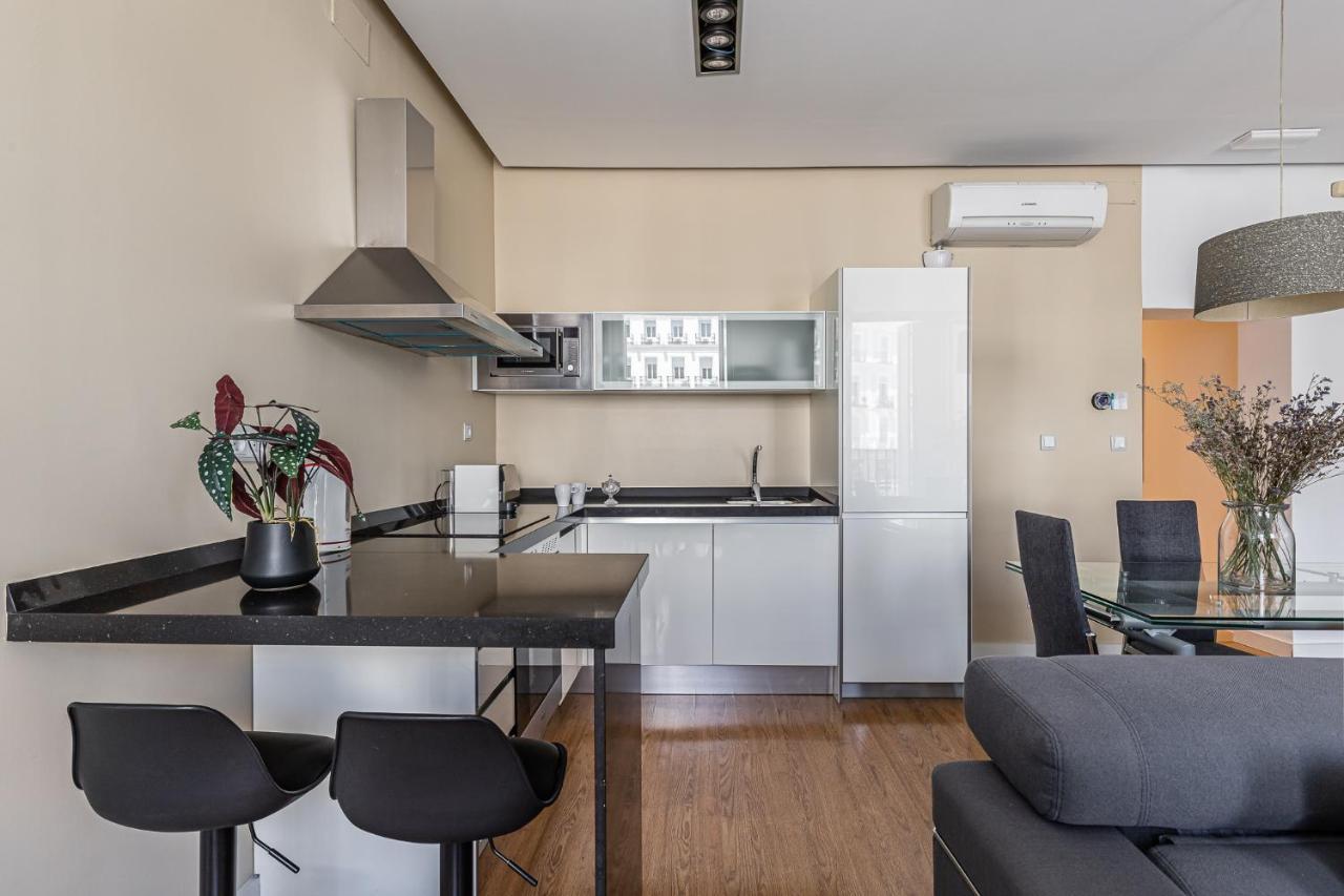 Waou Apartamentos En Sol Deluxe 2 มาดริด ภายนอก รูปภาพ