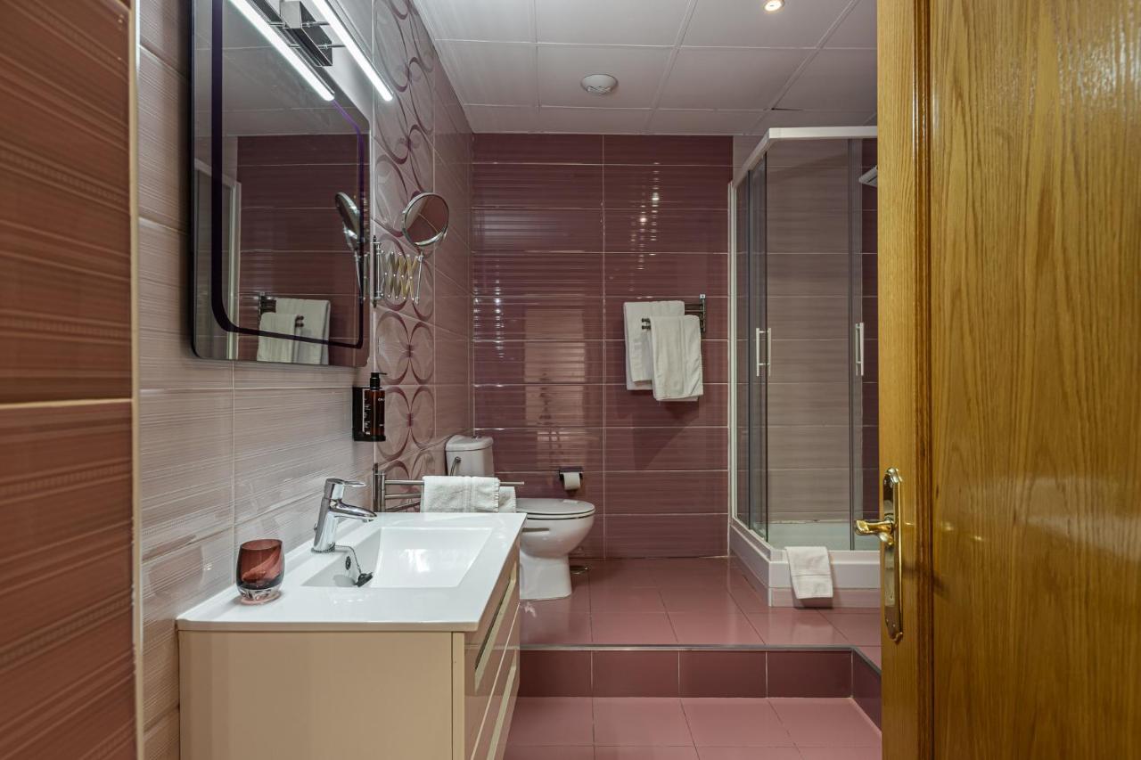 Waou Apartamentos En Sol Deluxe 2 มาดริด ภายนอก รูปภาพ