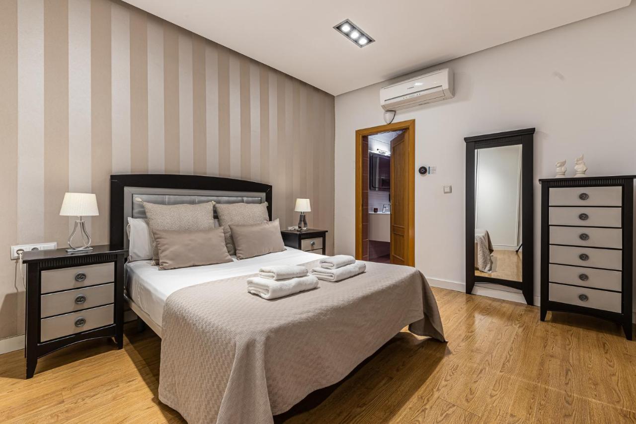 Waou Apartamentos En Sol Deluxe 2 มาดริด ภายนอก รูปภาพ
